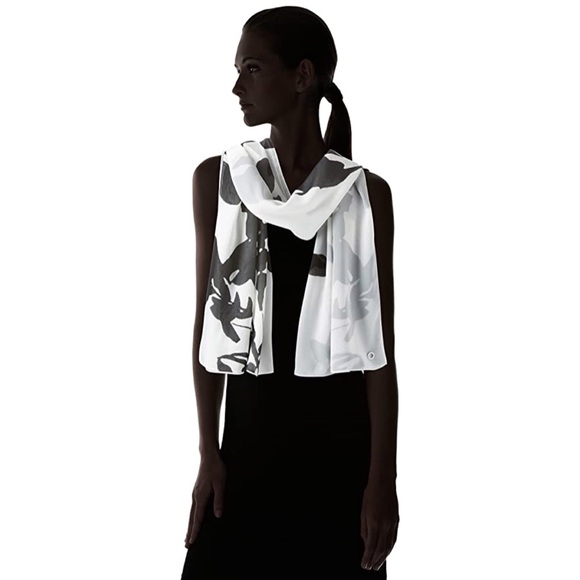 Calvin Klein Accessories - CALVIN KLEIN PRINT LIGHTWEIGHT SCARF
